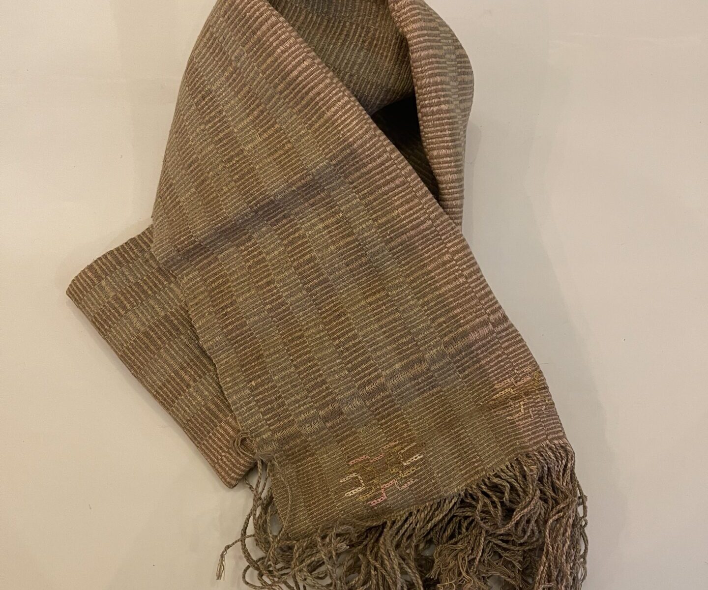 DEKIブータン産ストール23069Wild silk（野蚕） 70% COTTON 30%