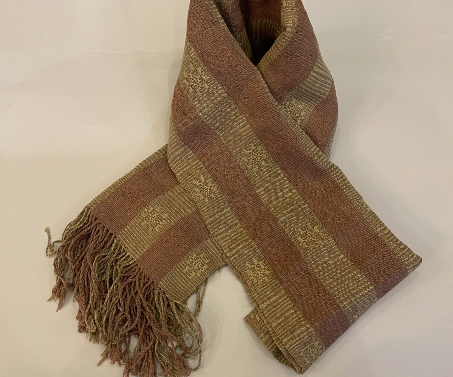 DEKIブータン産ストール23063Wild silk（野蚕） 70% COTTON 30%