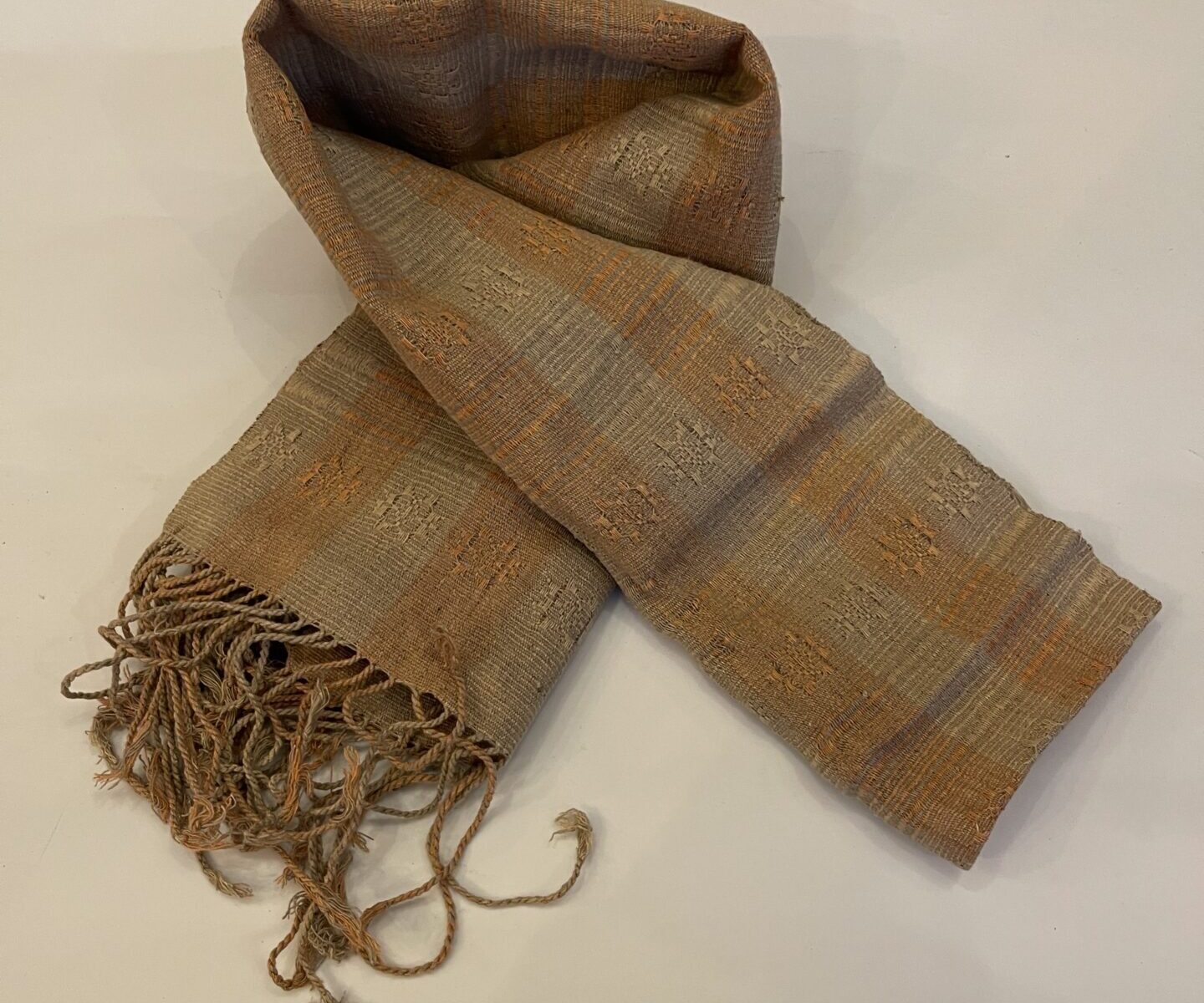 DEKIブータン産ストール23051Wild silk（野蚕） 70% COTTON 30%