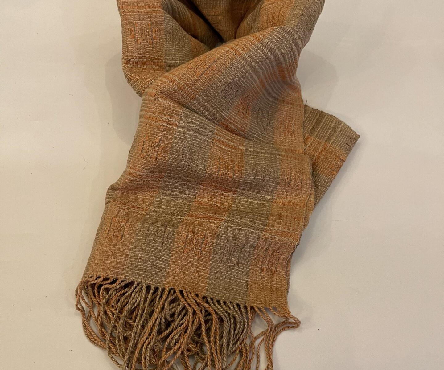 DEKIブータン産ストール23064Wild silk（野蚕） 70% COTTON 30%