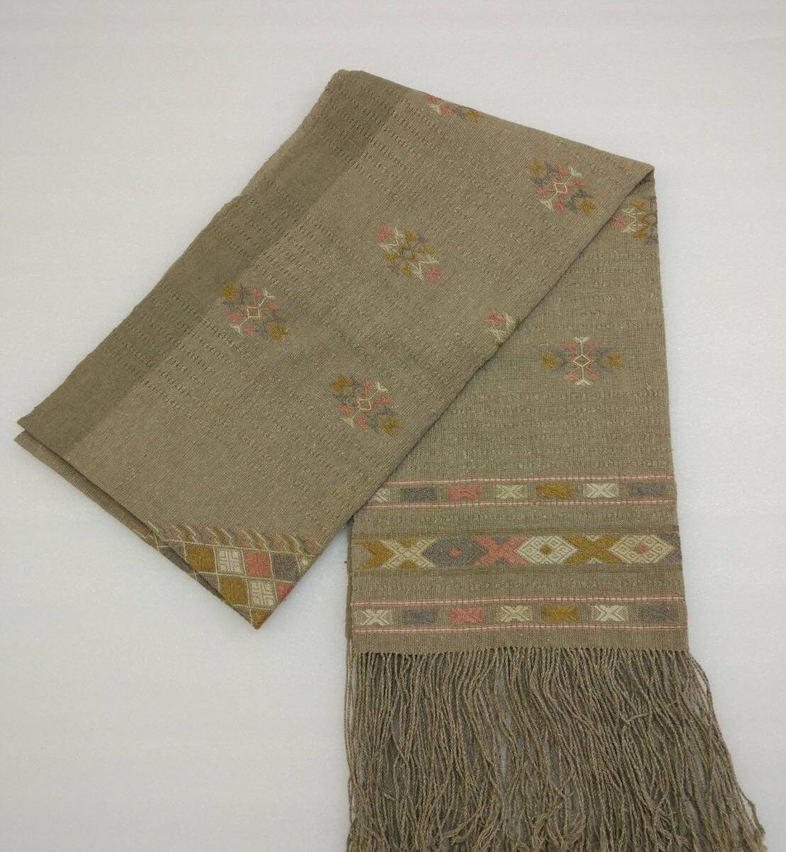 DEKIブータン産ストール17001 Wild silk（野蚕） 80% Cotton 20%